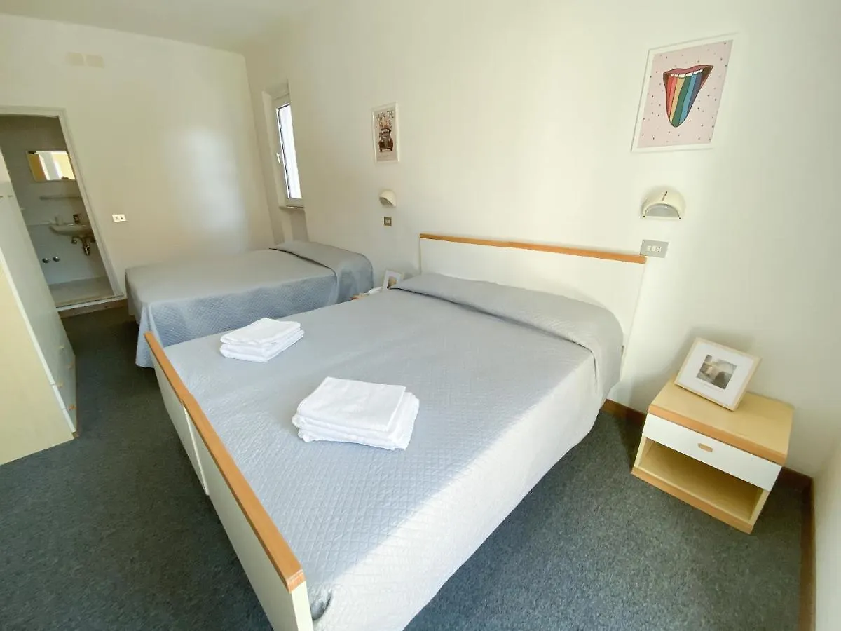 Hotel Berlino Cattolica 3*,