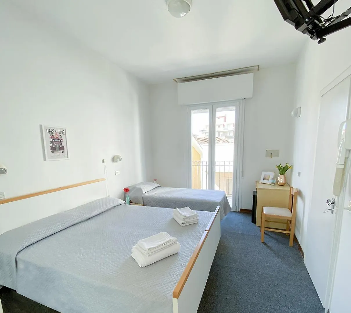 Hotel Berlino Cattolica 3*,  Italien